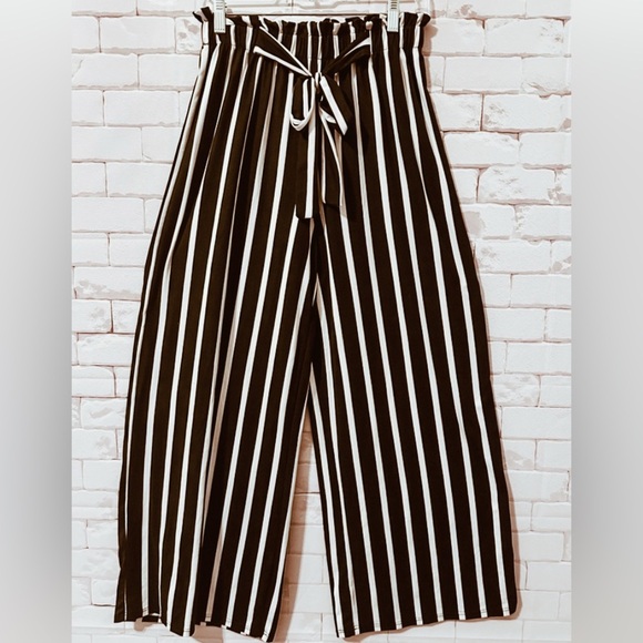 LA Gypsy Black and White Striped Women's Pants Size Medium 
Summer  Wide Leg 🔥🔥🔥 - Picture 1 of 6